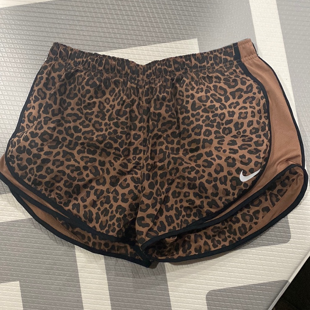 NWOT Nike Dri-Fit shorts. Size XL.